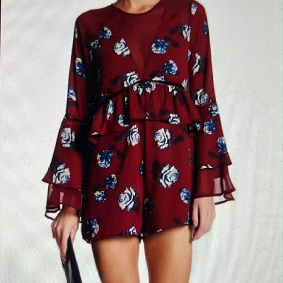 NWT GB Maroon Floral Romper - Size Medium - Picture 1 of 10